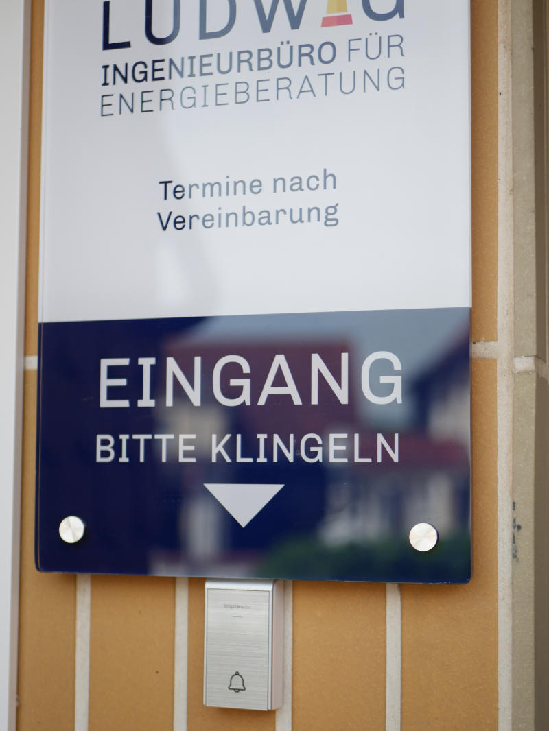LUDWIG Energieberatung – Beschilderung